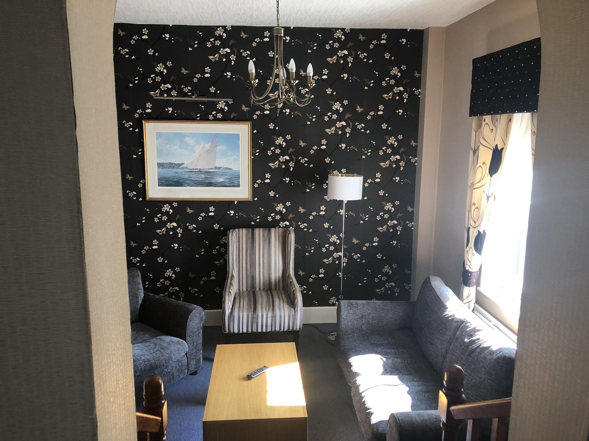 Best Western New Holmwood Hotel Cowes  Exterior photo