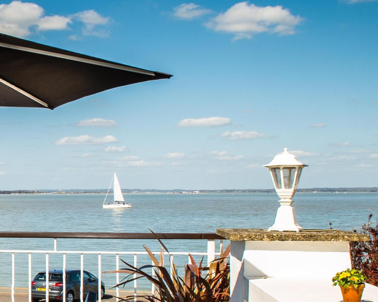 Best Western New Holmwood Hotel Cowes  Exterior photo